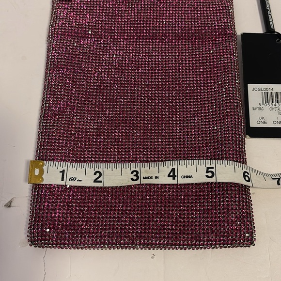 JUICY COUTURE PINK BLING CROSSBODY
BRAND NEW WITH TAGS DETACHABLE STRAP 💕💕💕💕💕 - Picture 7 of 11